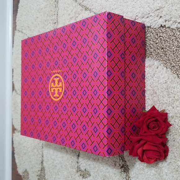 NWT Tory Burch Brooke Ankle Bootie sport suede in black size 5.5. - Picture 3 of 14